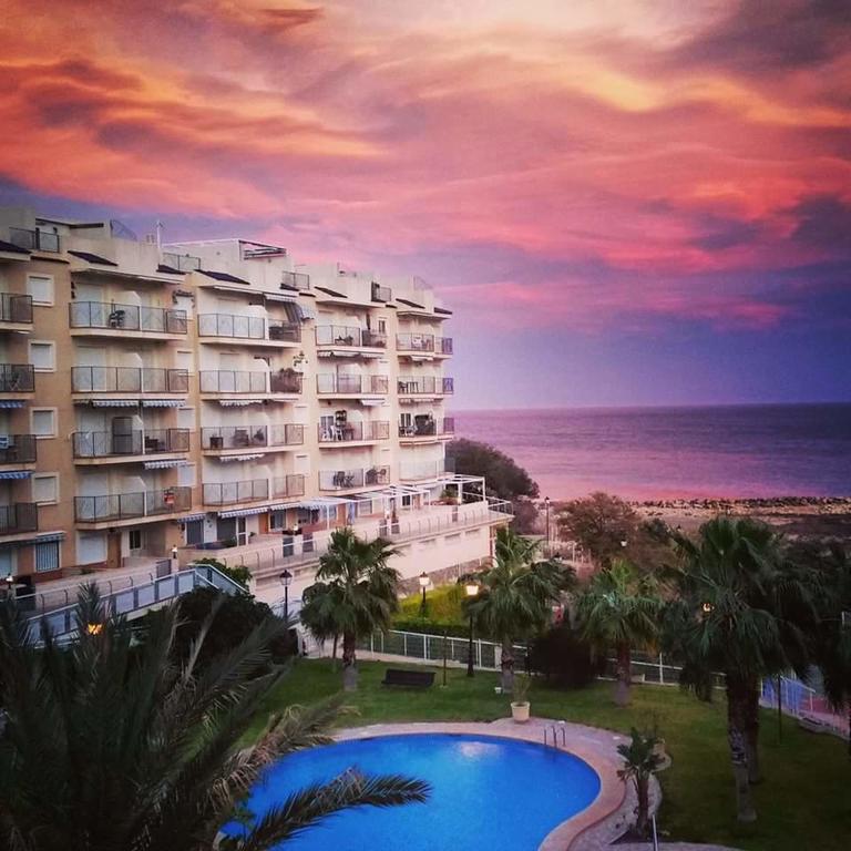 Apartament Cala Merced Alicante Ел Кампело Екстериор снимка